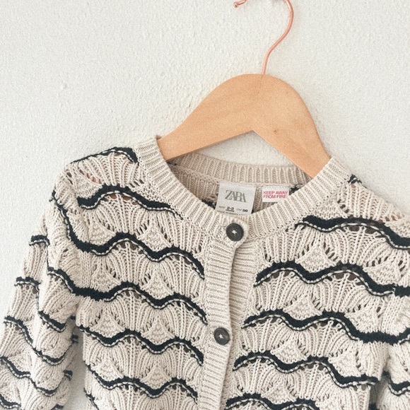Zara Kids Beige and Black Patterned Sweater - Picture 5 of 6
